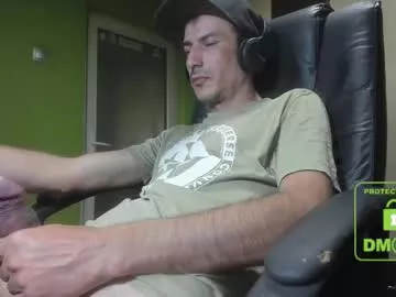 Offline nicolasguy on Chaturbate