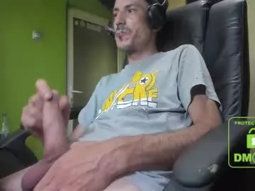 Offline nicolasguy on Chaturbate