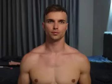 nik_sharp on Chaturbate