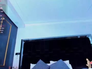 nikkysmiith on Chaturbate