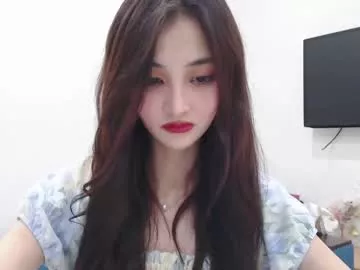 Offline niufrommacau on Chaturbate