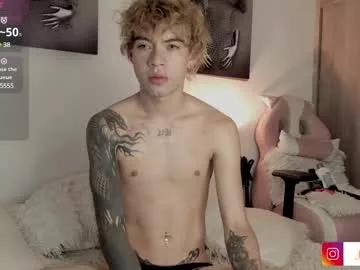 noah_lambert on Chaturbate
