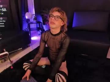 noah_lambert on Chaturbate