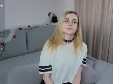 noradunn — GOAL: tease my pretty legs [36 tokens remaining] welcome #new #18 #natural #shy #nonude