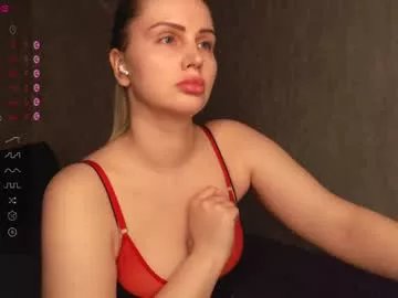 nutcrewlove on Chaturbate