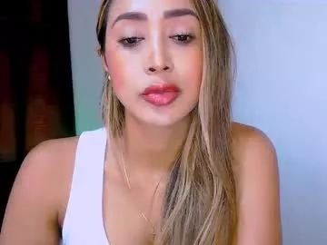 Offline nycole_1988 on Chaturbate