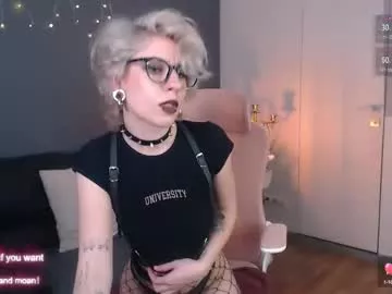 Offline obedientt_ on Chaturbate