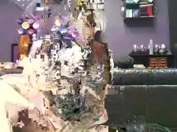 Offline oddywithabody on Chaturbate