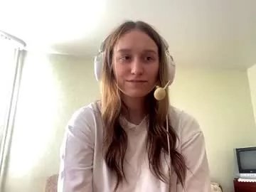 one_more_touch on Chaturbate