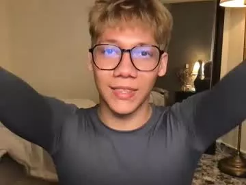 Offline parisstone2 on Chaturbate