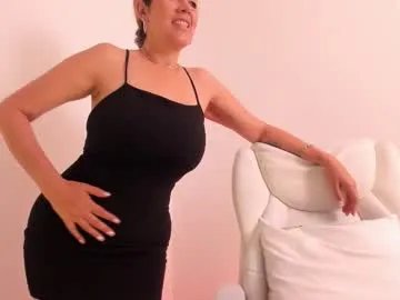 paty_chic on Chaturbate