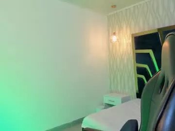 petesevans_1 on Chaturbate