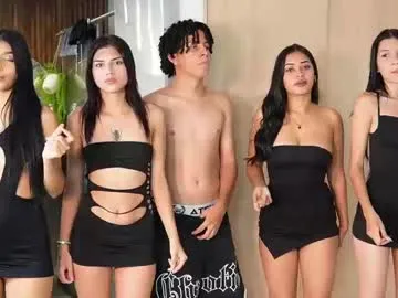 Freechat petites_perles on Chaturbate