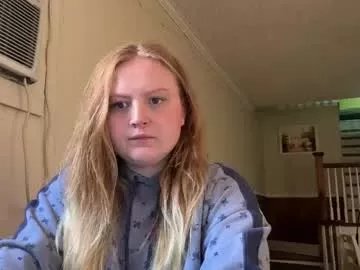 phatassblond on Chaturbate