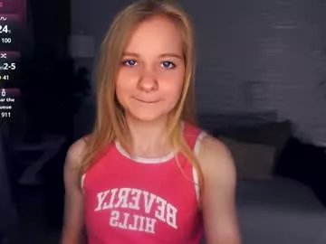 phyllisearney on Chaturbate