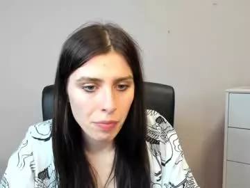 Offline pia_desire on Chaturbate