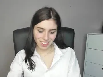 Offline pia_desire on Chaturbate