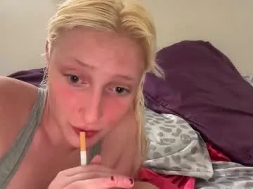 Freechat prettyunicorn555 on Chaturbate