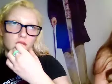 Freechat prettyunicorn555 on Chaturbate