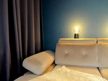 project_raven — Welcome to my world #pregnant #bigtits #bigass #squirt #milk