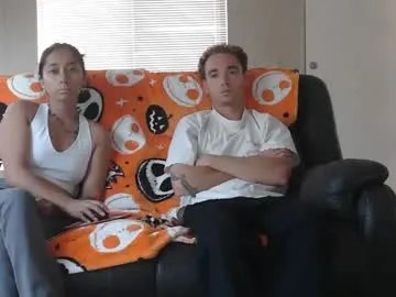 pufftropica on Chaturbate