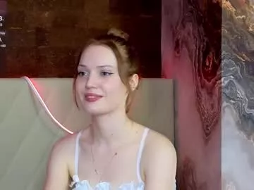 Freechat quennaedger on Chaturbate