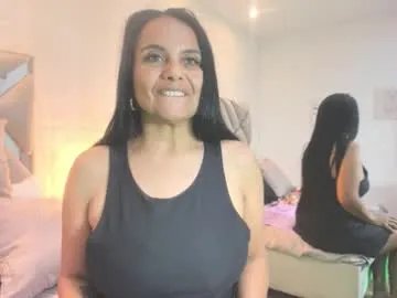 raquel_moore on Chaturbate