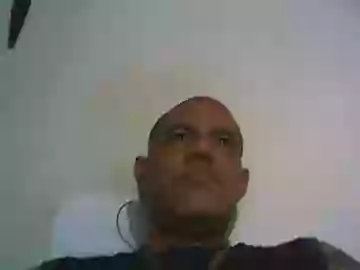 Offline retlam37 on Chaturbate