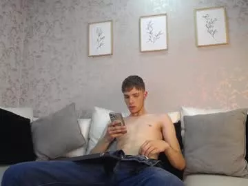 robbinblaze on Chaturbate 