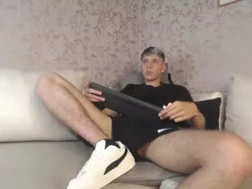 robbinblaze on Chaturbate 