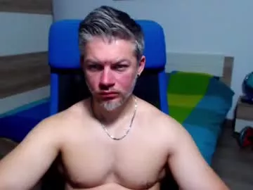 Offline robbyshawz on Chaturbate