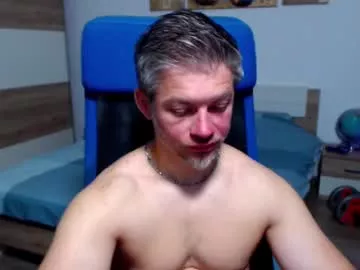 Offline robbyshawz on Chaturbate