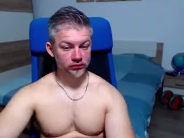 Offline robbyshawz on Chaturbate