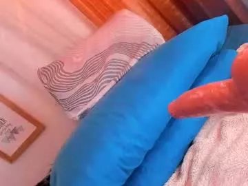 roberts_kloe on Chaturbate