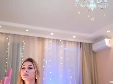 rosyemily on Chaturbate