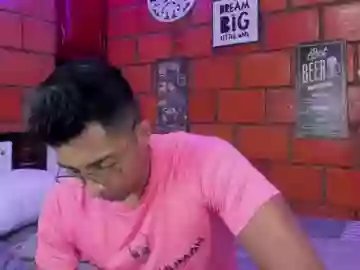 ryanboy30 on Chaturbate