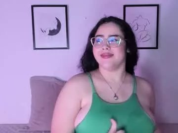 sansaleya69 on Chaturbate