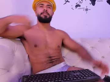 Offline santiago_huntt on Chaturbate