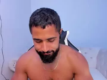 Offline santiago_huntt on Chaturbate