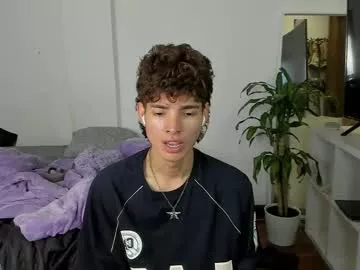 Offline santy_kitty on Chaturbate