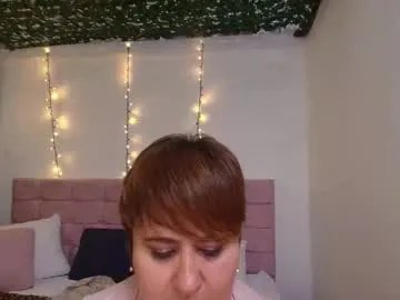 sasharosee2 on Chaturbate