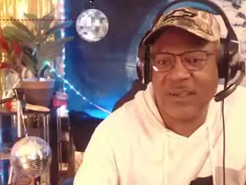 Offline scifidiscoguy on Chaturbate