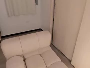 seductivelvet on Chaturbate