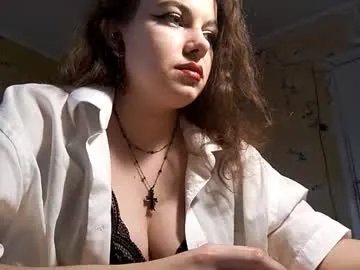 serafinayurick — Biggest smile ever [25 tokens remaining]