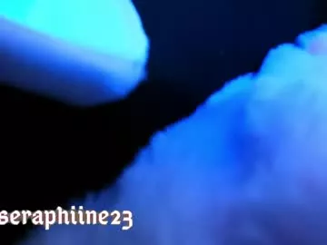 Offline seraphine23_ on Chaturbate
