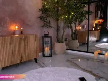 Freechat serene_sophiex on Chaturbate