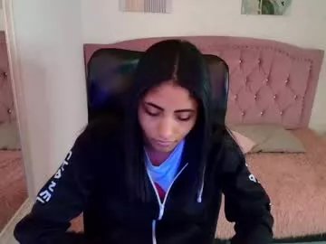 shaneelle on Chaturbate