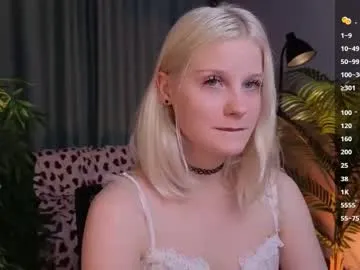 Offline shinejoan on Chaturbate