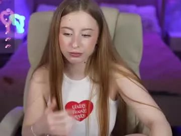 silverrmoon on Chaturbate