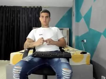 simonkeler on Chaturbate